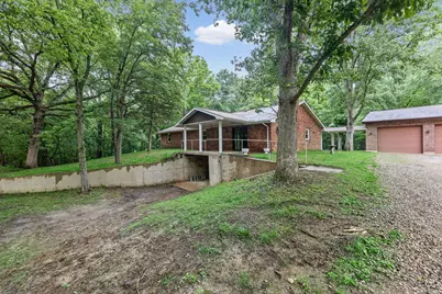 414 Gilliland Road, Walnut Hill, IL 62893 - Photo 4