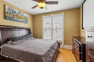 17 S Liberty St, Elgin, IL 60120 - Photo 10