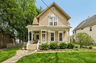 17 S Liberty St, Elgin, IL 60120 - Photo 1