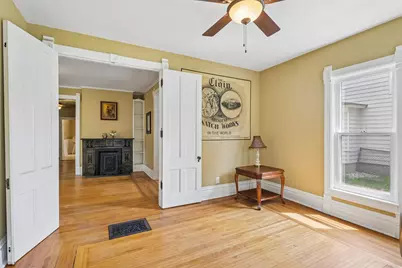 17 S Liberty Street, Elgin, IL 60120 - Photo 4