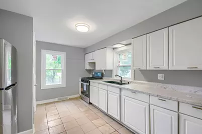 12025 S Prairie Avenue, Chicago, IL 60628 - Photo 2