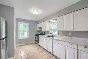 12025 S Prairie Ave, Chicago, IL 60628 - Photo 2