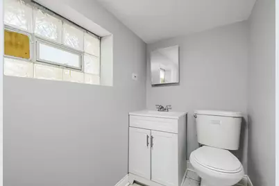 12025 S Prairie Avenue, Chicago, IL 60628 - Photo 22