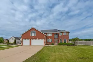 18730 Welch Way, Country Club Hills, IL 60478 - Photo 1