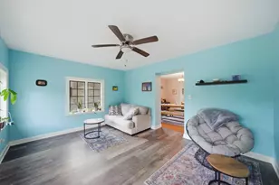 389 S Westgate Rd, Des Plaines, IL 60016 - Photo 8