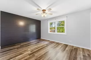 850 Gerald Ave, South Elgin, IL 60177 - Photo 22
