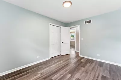 850 Gerald Avenue, South Elgin, IL 60177 - Photo 16