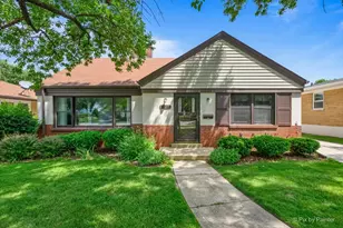 361 Bryant Ave, Glen Ellyn, IL 60137 - Photo 1