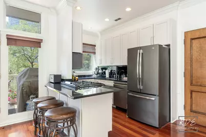 700 W Grand Avenue #3E, Chicago, IL 60654 - Photo 14
