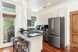 700 W Grand Ave, Chicago, IL 60654 - Photo 14