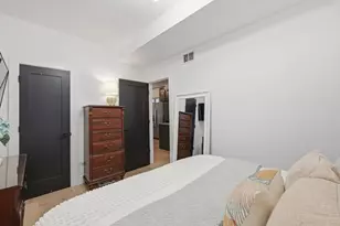 1333 N Bosworth Ave, Chicago, IL 60642 - Photo 18