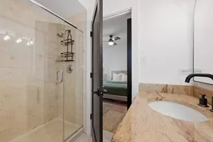 1333 N Bosworth Ave, Chicago, IL 60642 - Photo 26