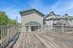 1757 W Newport Ave, Chicago, IL 60657 - Photo 30