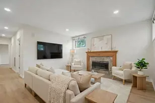 1757 W Newport Ave, Chicago, IL 60657 - Photo 22