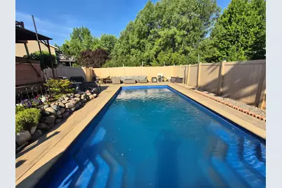 110 Falcon Way, Poplar Grove, IL 61065 - Photo 2