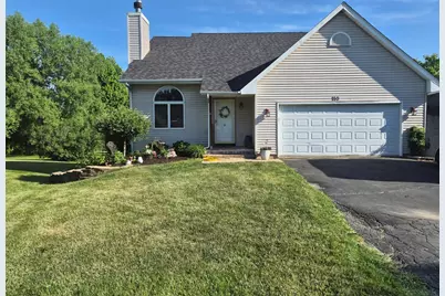 110 Falcon Way, Poplar Grove, IL 61065 - Photo 1
