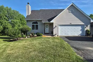 110 Falcon Way, Poplar Grove, IL 61065 - Photo 1