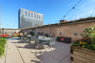 8 W Monroe St, Chicago, IL 60603 - Photo 18
