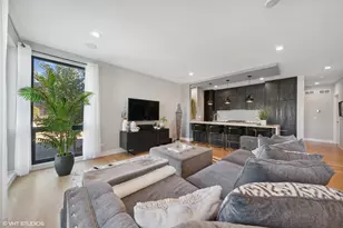 1203 W Superior St, Chicago, IL 60642 - Photo 6