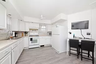 1266 Burnham Ave, Calumet City, IL 60409 - Photo 4