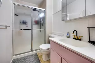 981 Golf Course Rd, Crystal Lake, IL 60014 - Photo 14