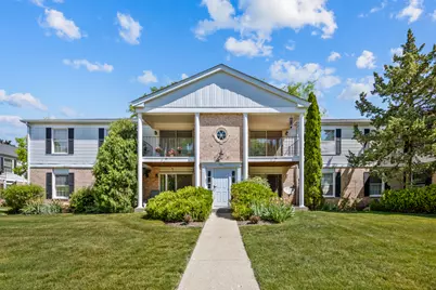 981 Golf Course Road #3, Crystal Lake, IL 60014 - Photo 1