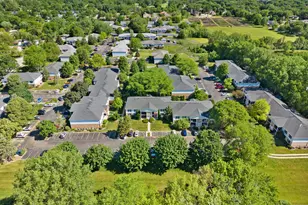 981 Golf Course Rd, Crystal Lake, IL 60014 - Photo 24