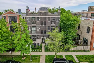 1109 W Cornelia Ave, Chicago, IL 60657 - Photo 1