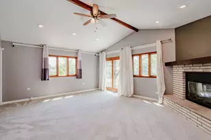 1481 Chaffee Ct, Elk Grove Village, IL 60007 - Photo 4