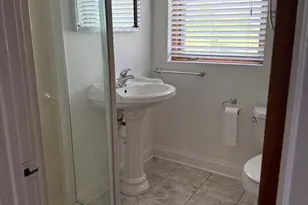 212 Valerie Ct, Glenview, IL 60025 - Photo 18