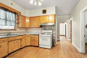 11949 S Lafayette Ave, Chicago, IL 60628 - Photo 6
