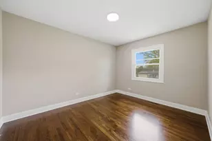 2S206 Mayfield Ln, Glen Ellyn, IL 60137 - Photo 16
