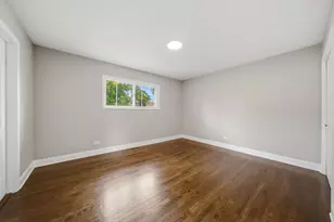 2S206 Mayfield Ln, Glen Ellyn, IL 60137 - Photo 14