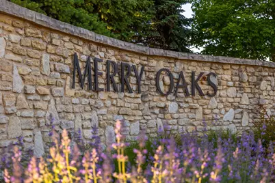 223 Merry Oaks Drive, Sycamore, IL 60178 - Photo 18
