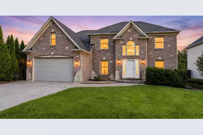 270 E Armitage Avenue, Addison, IL 60101 - Photo 1