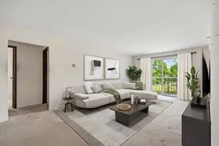 1 Villa Verde Dr, Buffalo Grove, IL 60089 - Photo 2