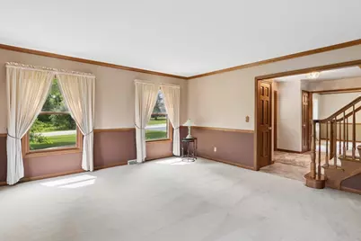 39W550 Deerpath Road, Aurora, IL 60506 - Photo 2