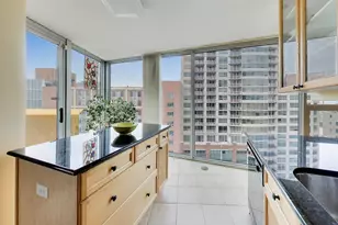 1580 Sherman Ave, Evanston, IL 60201 - Photo 12