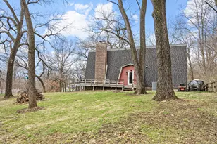 257 S Briar Ct, Oregon, IL 61061 - Photo 2