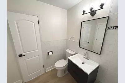 2600 W Balmoral Avenue #402, Chicago, IL 60625 - Photo 10