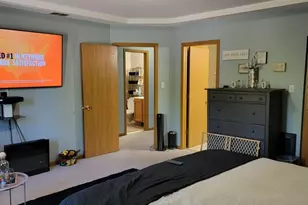 21710 Peterson Ave, Sauk Village, IL 60411 - Photo 8