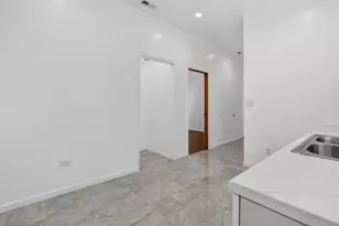 848 N Latrobe Ave, Chicago, IL 60651 - Photo 50