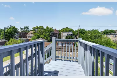848 N Latrobe Avenue, Chicago, IL 60651 - Photo 30
