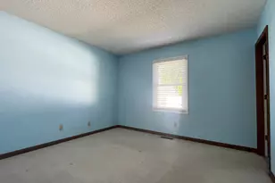 607 Delmar Dr, Champaign, IL 61822 - Photo 10