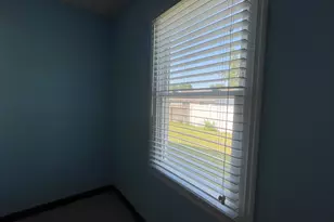 607 Delmar Dr, Champaign, IL 61822 - Photo 16