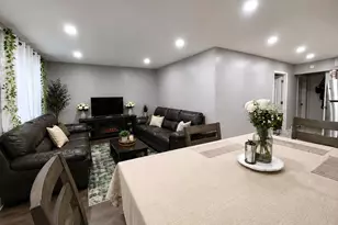 4800 S Lavergne Ave, Chicago, IL 60638 - Photo 2