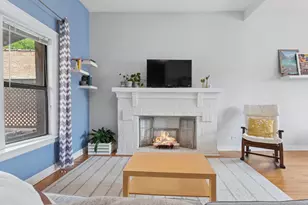 2712 W Leland Ave, Chicago, IL 60625 - Photo 2
