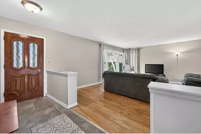 53 W Leslie Lane, Villa Park, IL 60181 - Photo 4