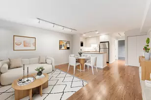 2122 N Lincoln Ave, Chicago, IL 60614 - Photo 2