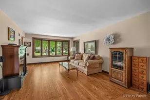 353 S Princeton Ave, Itasca, IL 60143 - Photo 2